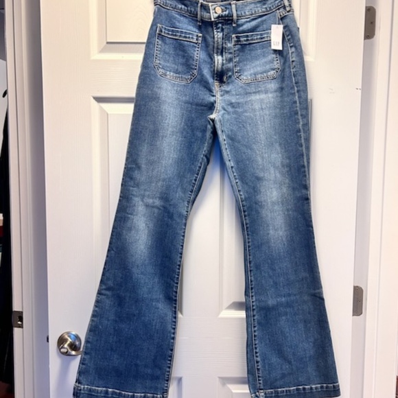 GAP Denim - Gap Jeans - Highrise flared NWT
